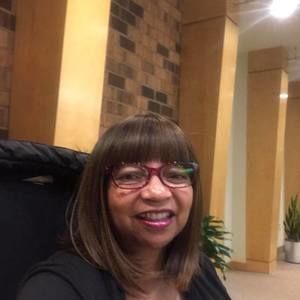 Meet your Posher, Sandra